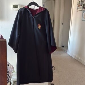 Official Gryffindor- Wizard Robe with Hood - Black & Burgundy